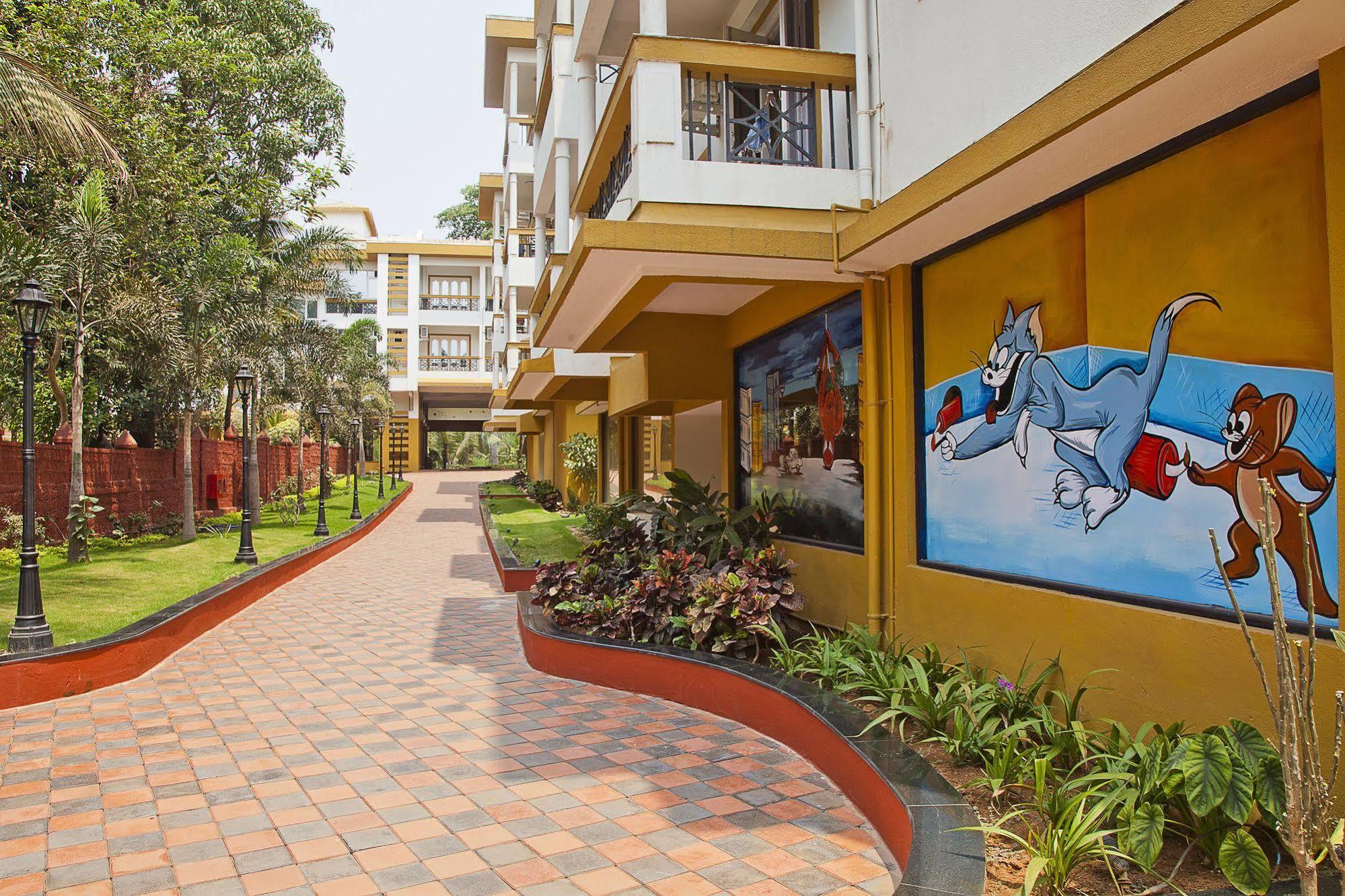 Crystal By Morpho, Goa Villagio Resort Betalbatim Exterior foto